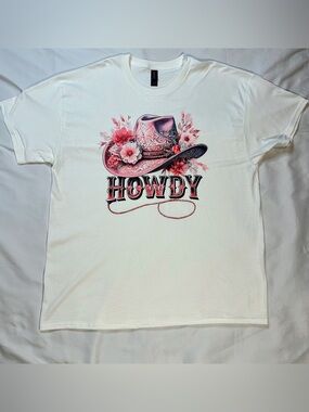 Women’s White Tee with Pink Floral Cowboy Hat "HOWDY" Graphic New Without Tags